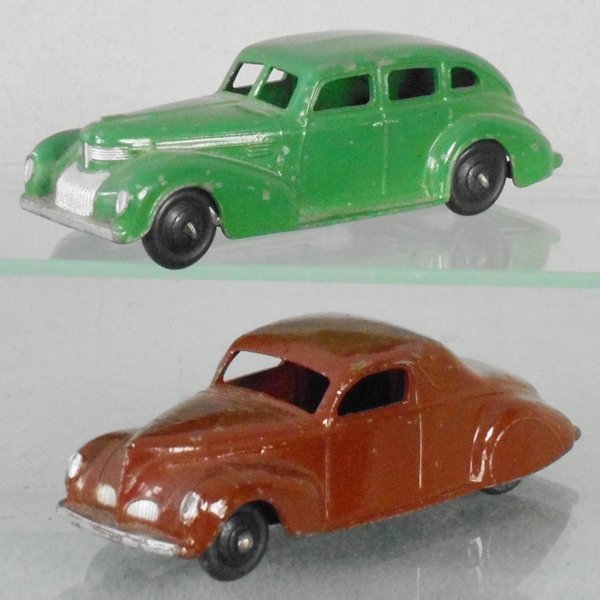 2 DINKY AUTOS (1 of 1)