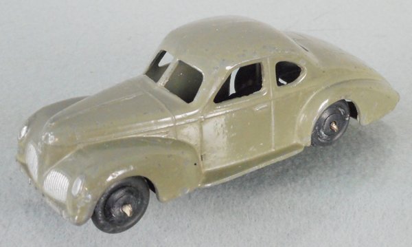 DINKY 39F STUDEBAKER (1 of 1)