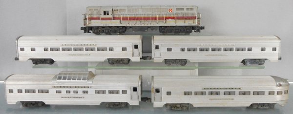 LIONEL TRAIN SET, O ga, 2321 Lackawanna FM, screw: LIONEL TRAIN SET, O ga, 2321 Lackawanna FM, screw cracks on both ends, surface oxidation on handrails, 2533 Silver Cloud, 2534 Silver Bluff, 2532 Silver Range, 2531 Silver Dawn, C5.