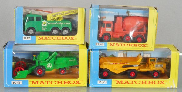4 MATCHBOX KING SIZE VEHICLES (1 of 1)