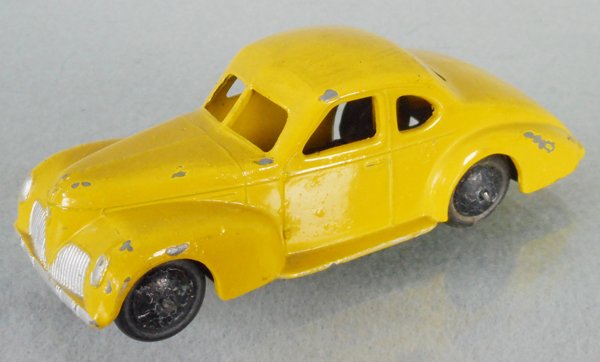 DINKY 39F STUDEBAKER (1 of 1)