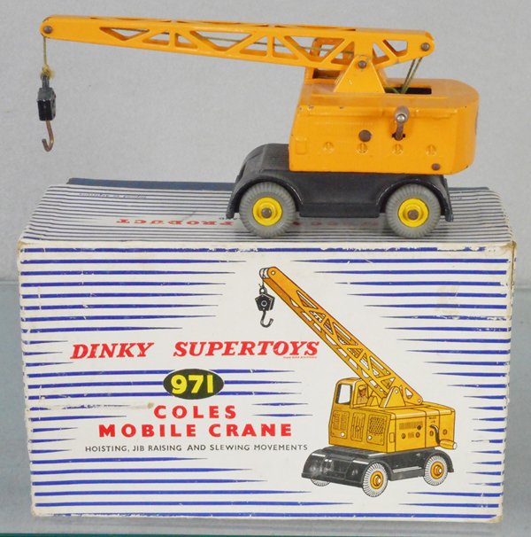DINKY 971 COLES MOBILE CRANE (1 of 1)
