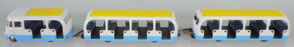 TEKNO 1958 BELGIAN MERCEDES TRAM: power car has a broken hook, C6.