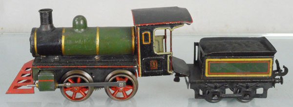 CARETTE LOCO & TENDER: O ga, ca 1915, handpainted tin, windup working, w/cowcatcher, C6.