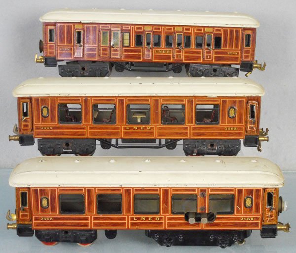 BING LNER TROLLEY SET (1 of 1)
