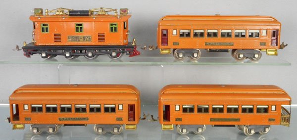 LIONEL TRAIN SET (1 of 1)