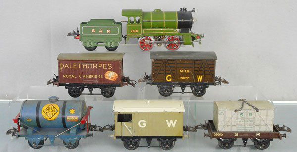 HORNBY TRAIN SET (1 of 1)