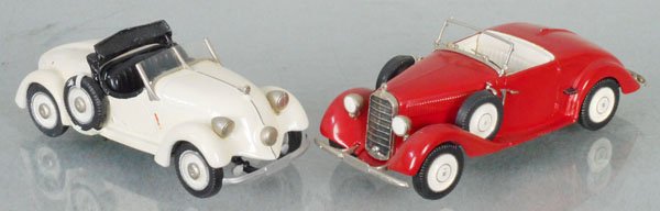 2 PLUMBIES MERCEDES MODELS (1 of 1)