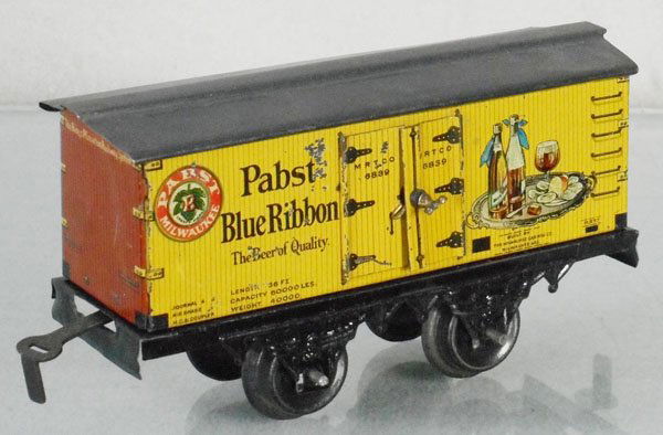 BING 525 PABST BEER CAR (1 of 1)