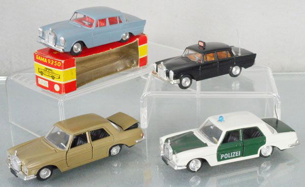 4 MERCEDES BENZ AUTOS (1 of 1)