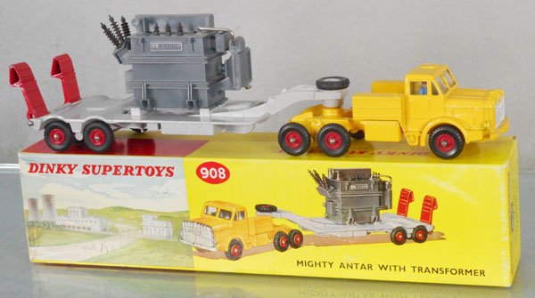 DINKY 908 MIGHTY ANTAR W/TRANSFORMER (1 of 1)
