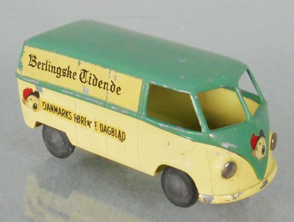 TEKNO 413 BERLINGSKE TIDENDE VW VAN (1 of 2)