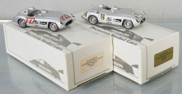 2 AUTOGRAPHIC PRECISION MERCEDES BENZ 300SLR (1 of 1)