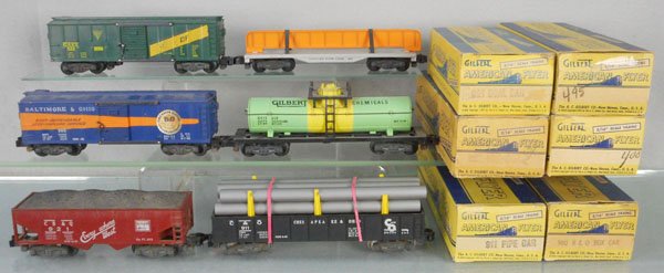 6 AMERICAN FLYER FREIGHT CARS (1 of 1)