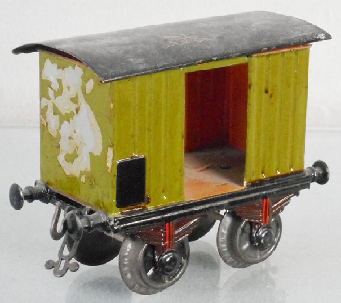 BING 8417/1 BOX CAR: 1 ga, handpainted tin, some paint flaking, C5-6.