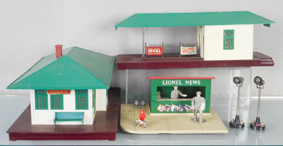 5 LIONEL ACCESSORIES (1 of 1)