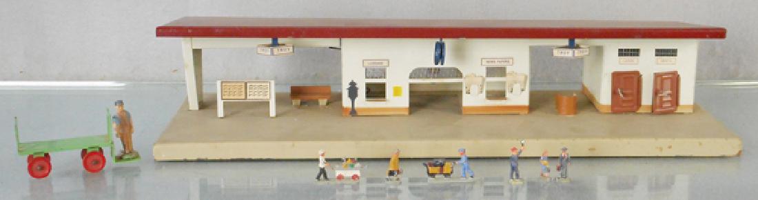 KIBRI STATION PLATFORM (1 of 1)