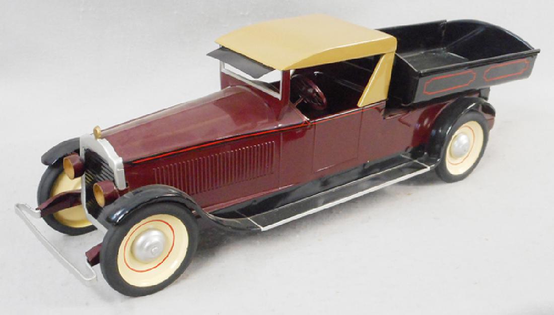 PACKARD DUMP TRUCK (1 of 1)