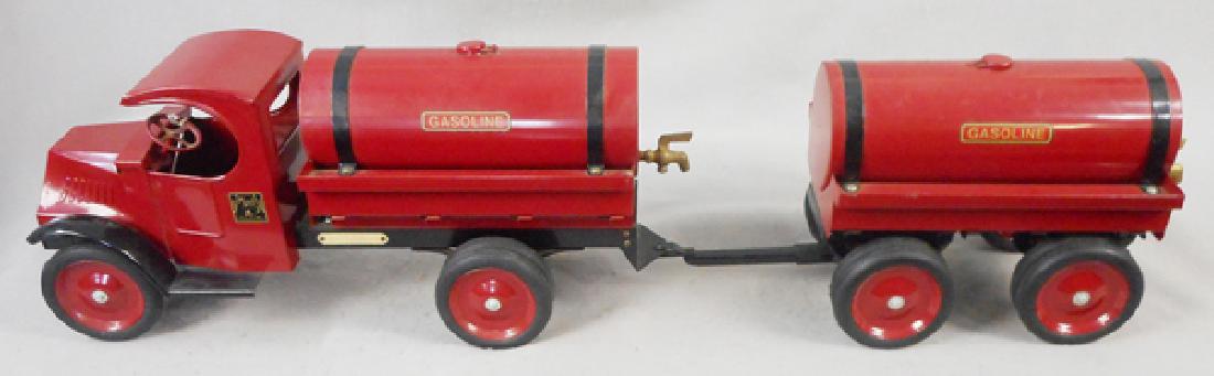 LES PAUL BULLDOG MACK GAS TRUCK & TRAILER (1 of 2)