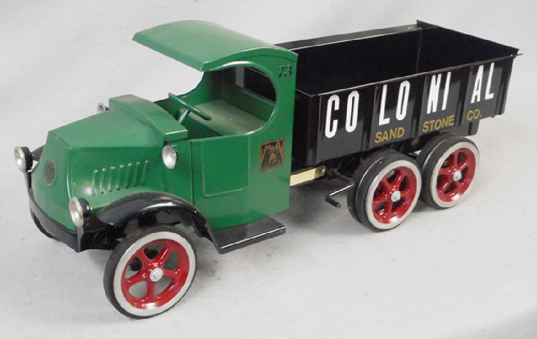 LES PAUL BULLDOG MACK DUMP TRUCK (1 of 1)