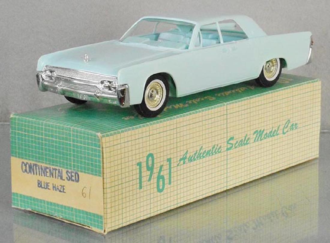 1961 LINCOLN CONTINENTAL PROMO (1 of 1)