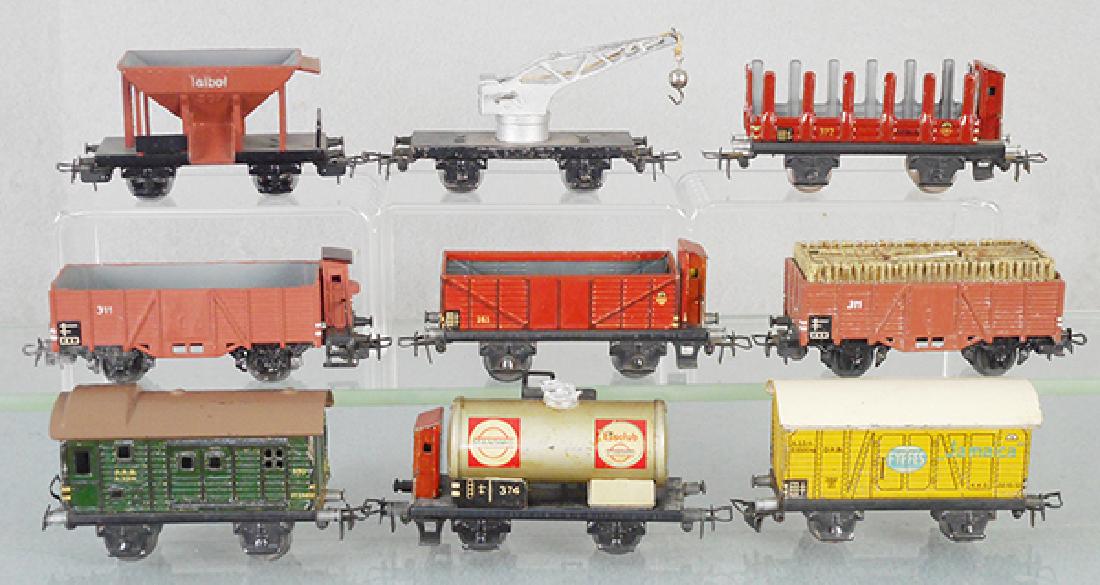 9 MARKLIN FREIGHT CARS (1 of 1)