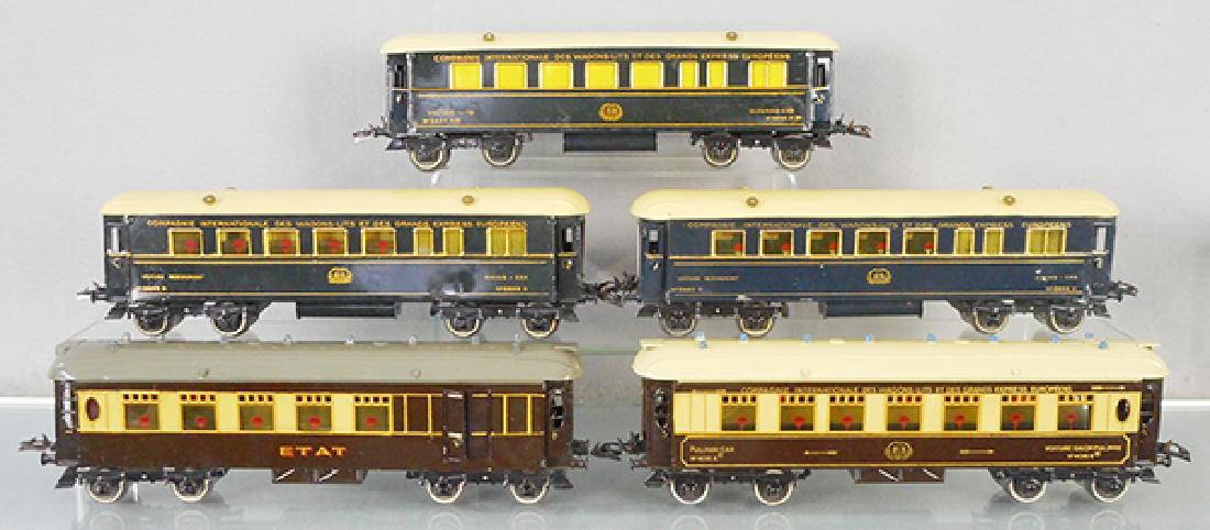 5 FRENCH HORNBY CIWL PASSENGER CARS (1 of 1)