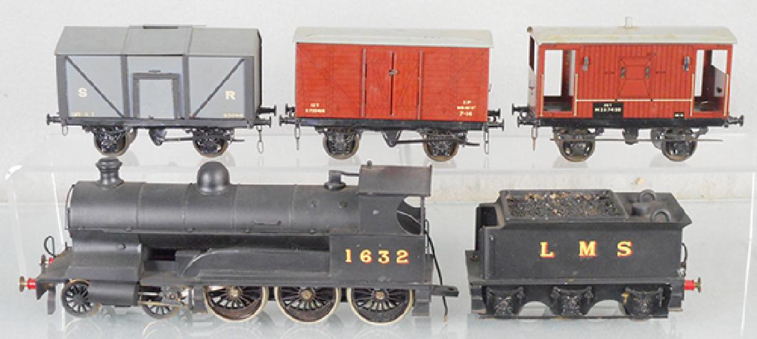 BRITISH TRAIN SET (1 of 1)