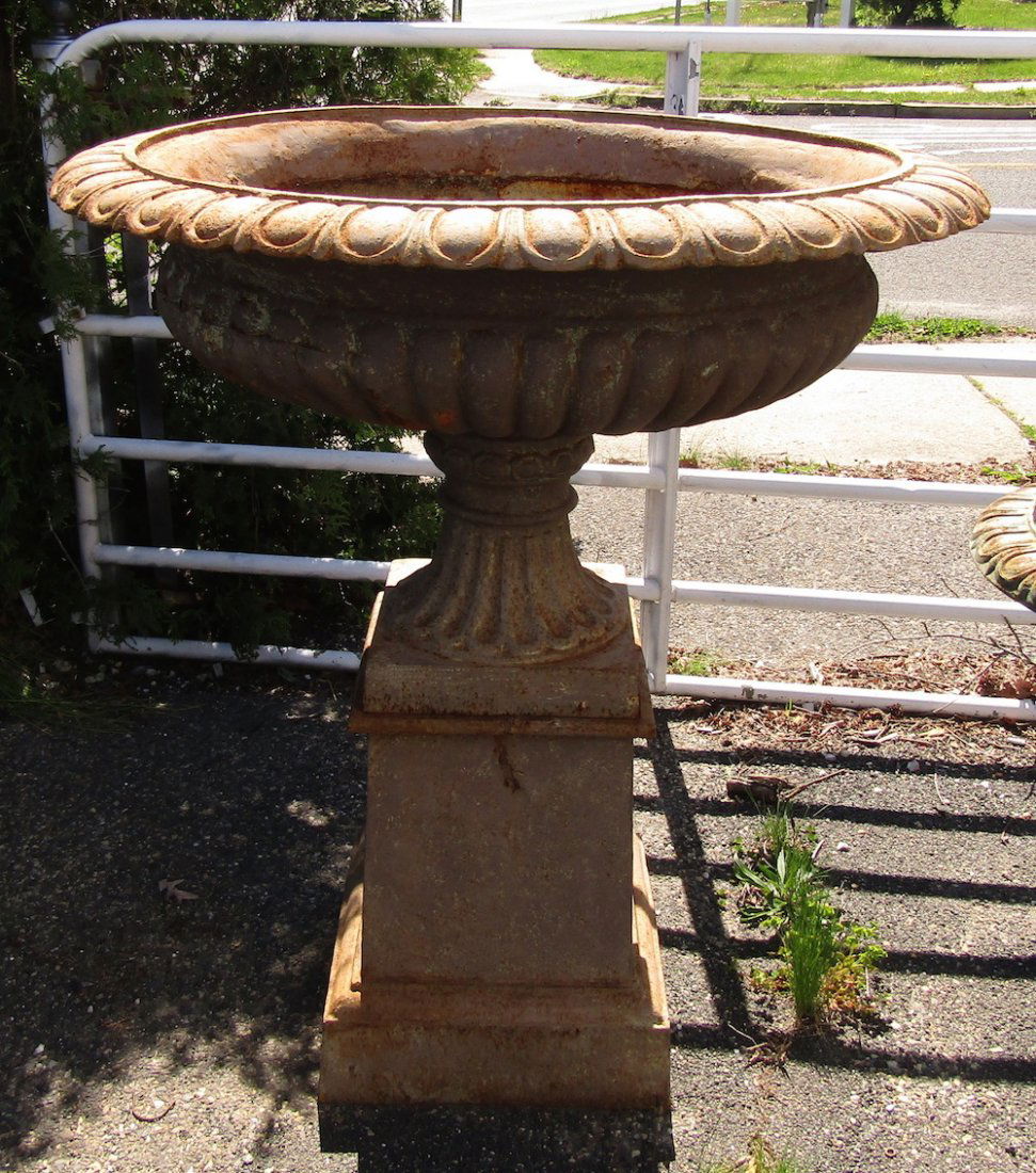 Pair of Large Stunning Cast Iron Urn (1 of 4)