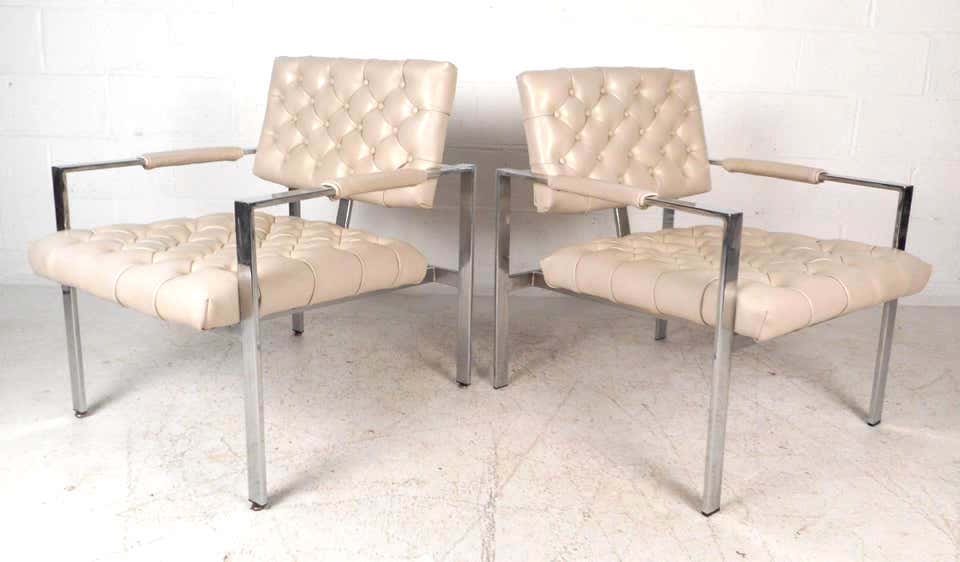 Mid-Century Lounge Chairs by Milo Baughman (1 of 6)