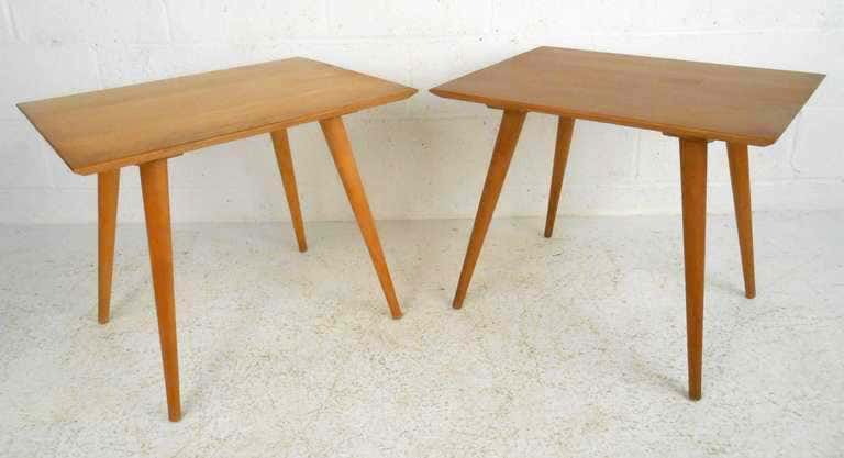 Pair of Paul McCobb End Tables for Planner Group (1 of 4)