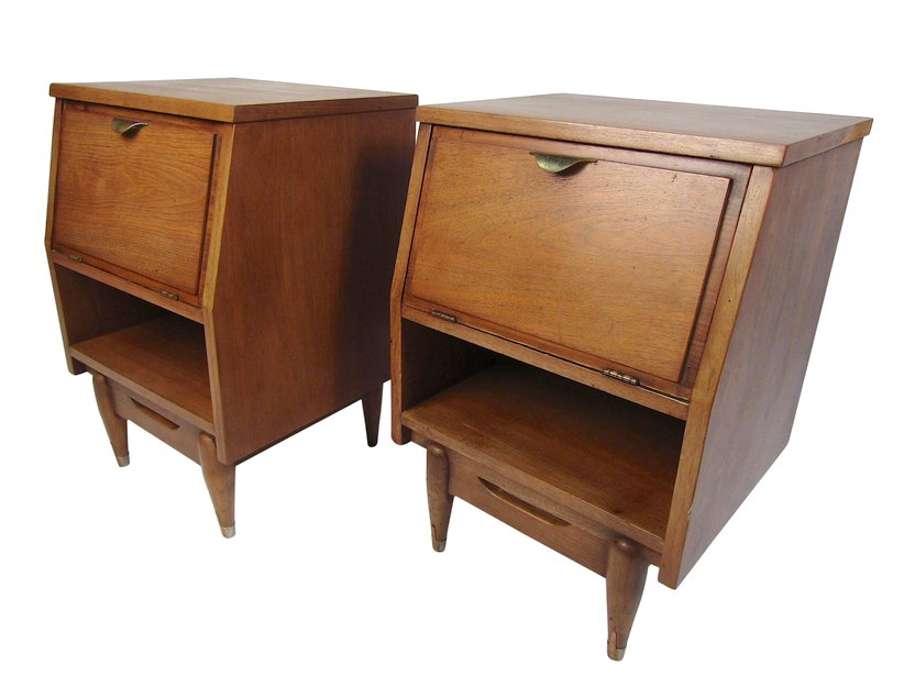 Mid-Century Modern Nightstands (1 of 10)