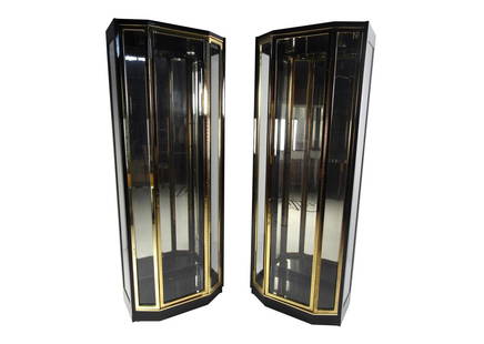 Midcentury Stewart Kaulf Henredon Curio Display Cabinets: This elegant pair of vintage modern curio cabinets feature two cylindrical lights on the top within a uniquely shaped design. Elegant with brass trim, black lacquered casing, and glass fronts adding t