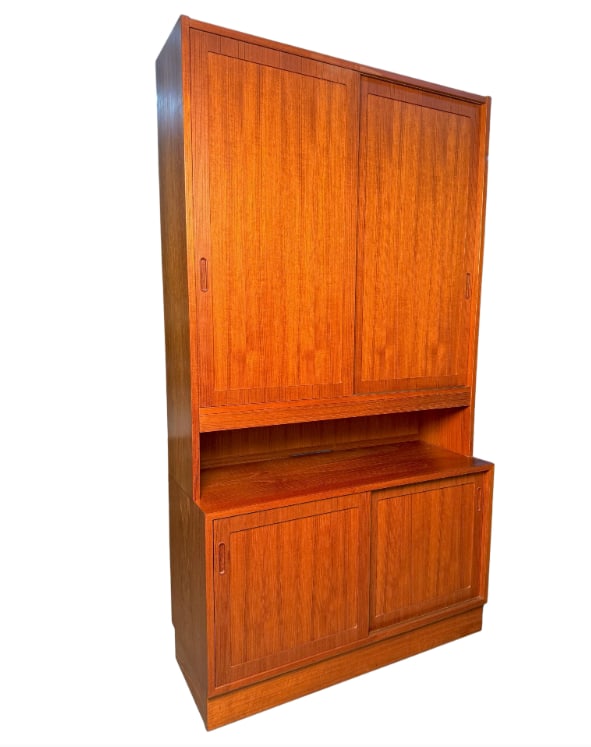 Poul Hundevad Mid Century Danish Teak Buffet and Hutch (1 of 20)