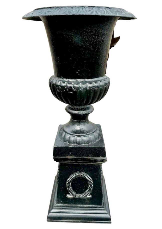 Garden Urn w/ Base (1 of 9)