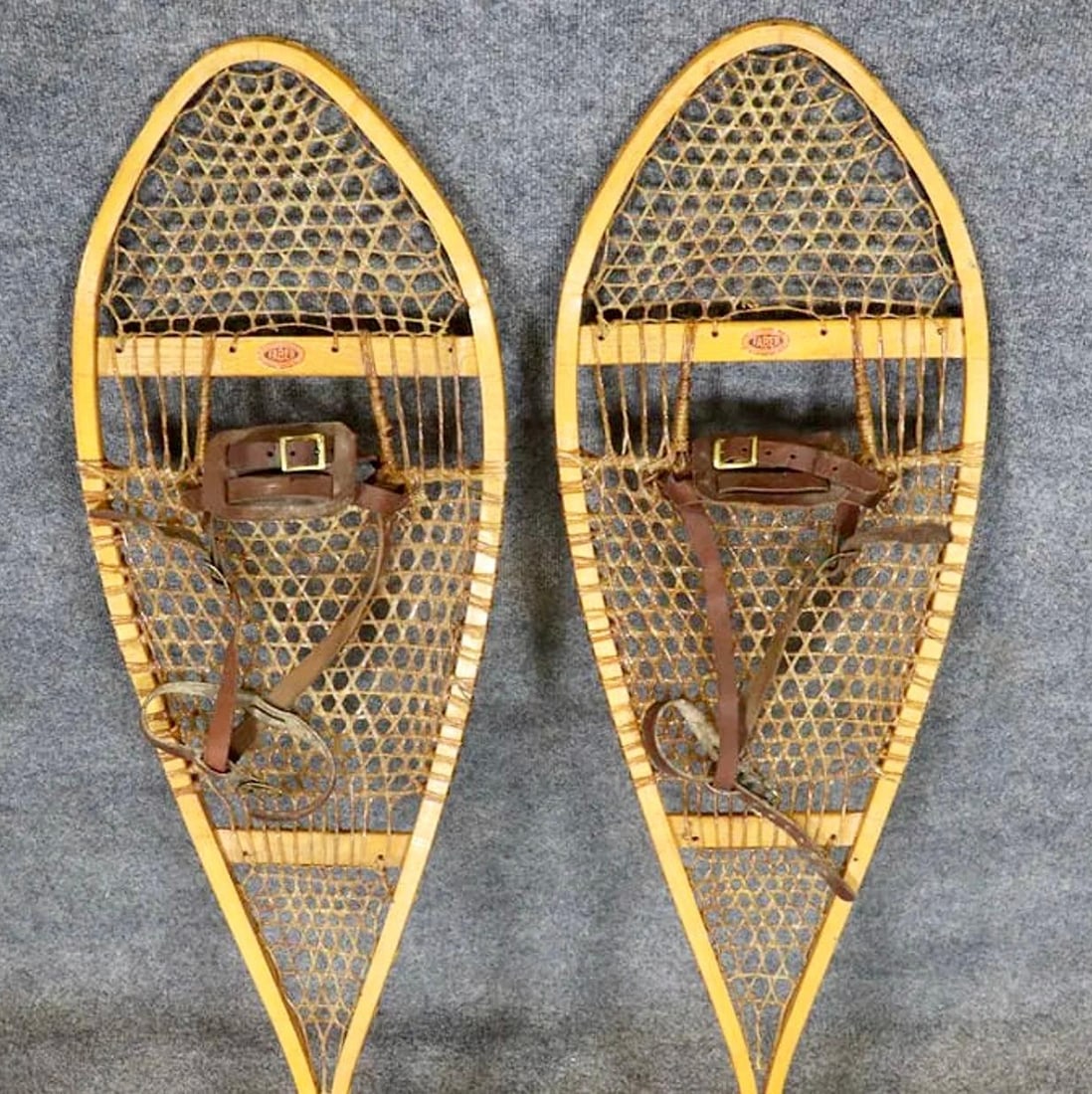 Canadian Huron Snowshoes - 2