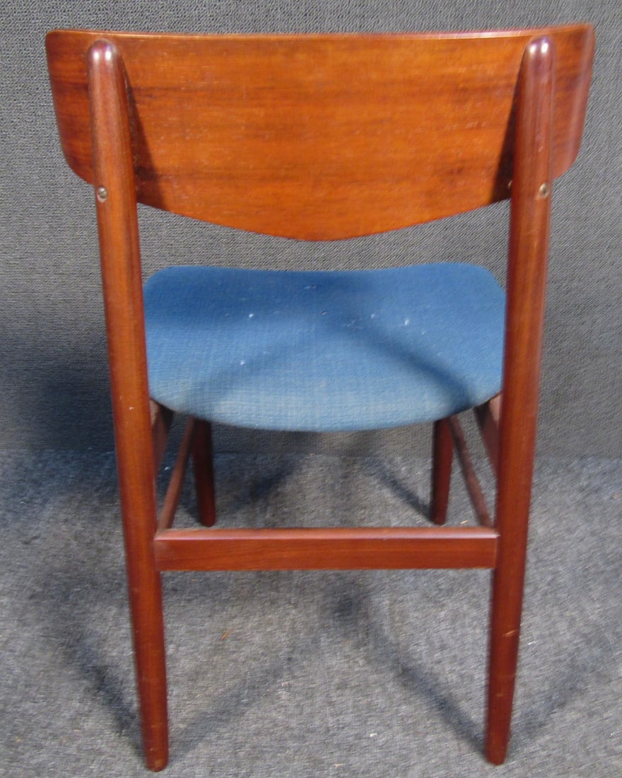 Set of 8 Teak Danish Dining Chairs - 7