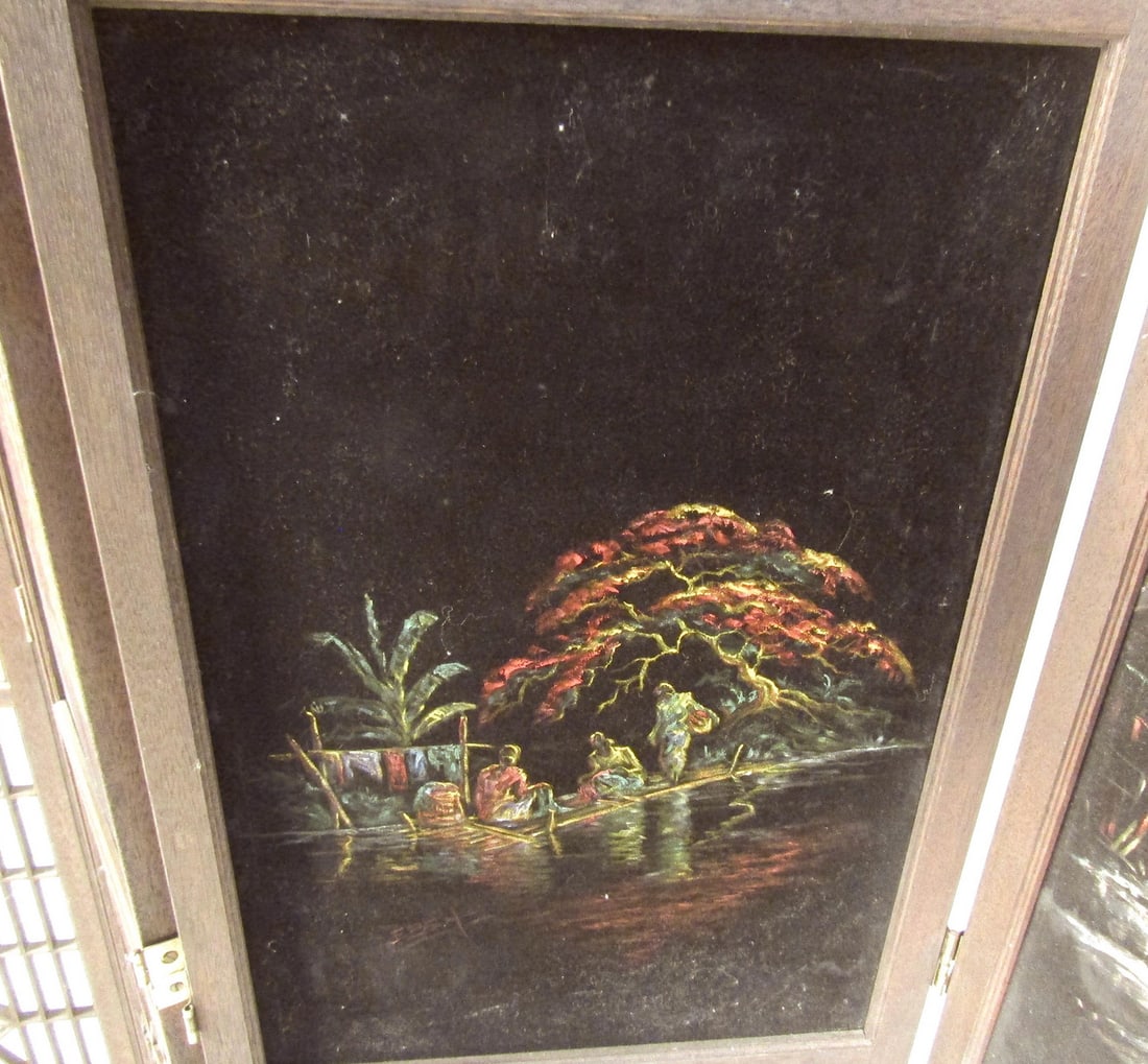 Wooden Painted Folding Divider - 3