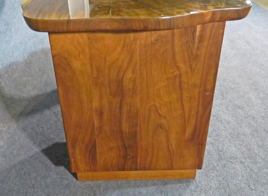 Petite Studio Made Slab Desk - 4