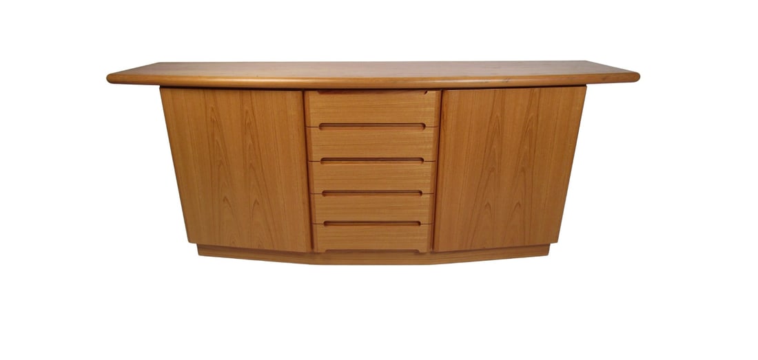 Bowed Front Mid-Century Credenza by Skovby Mobelfabrik (1 of 16)