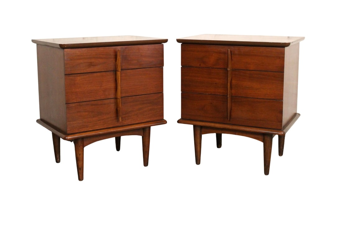 Mid-Century Modern Walnut Night Stands by United Furniture (1 of 16)
