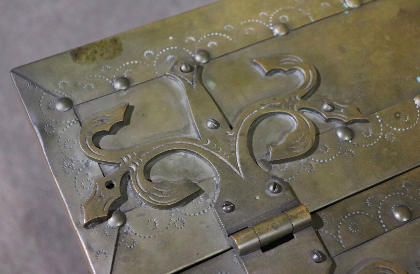 Antique Brass Scuttle Box - 7