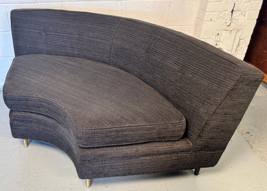 Mid-Century Three Piece Sectional Couch - 9