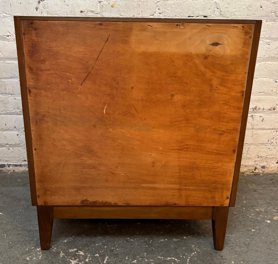 Single Mid-Century End Table w/ Pullout Tray - 7
