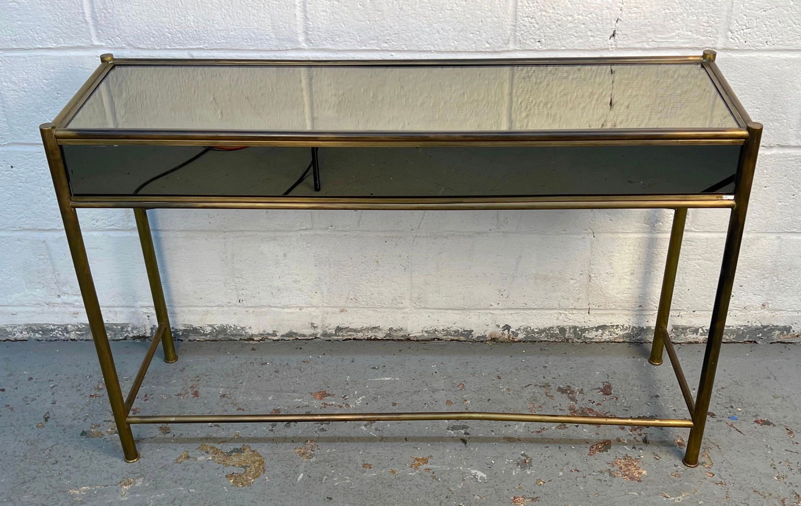 Mid-Century Modern Mirrored Top Console Table - 9
