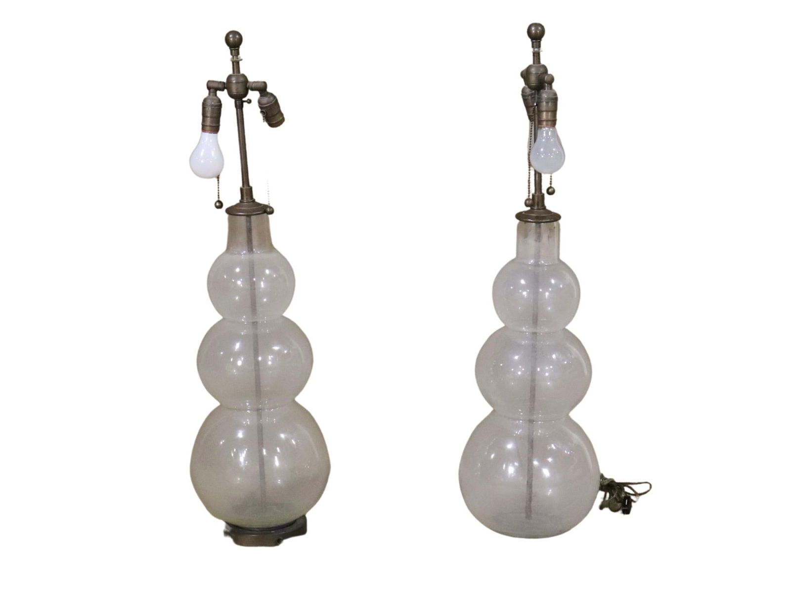 Mid-Century Modern Pair of Vintage Glass Table Lamps (1 of 6)