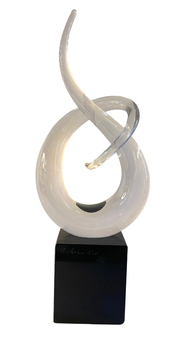 Signed 'Love Knot' Glass Sculpture by Renato Anatrà: Signed artist sculpture titled 'Love Knot'. Made by Italian artist Renato Anatrà from hand formed Murano glass. Born in 1943, he worked until 2000 making some iconic glass sculptures. // PICKUP