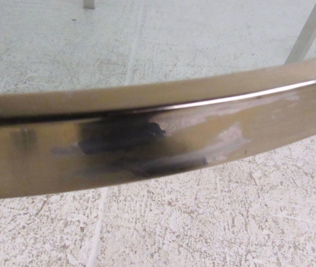 Round Mid-Century Chrome Coffee Table - 7
