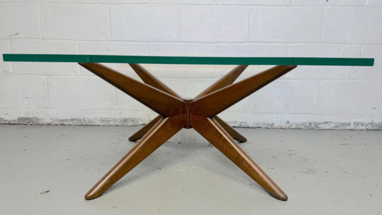 Mid-Century Modern Star Form Coffee Table - 7