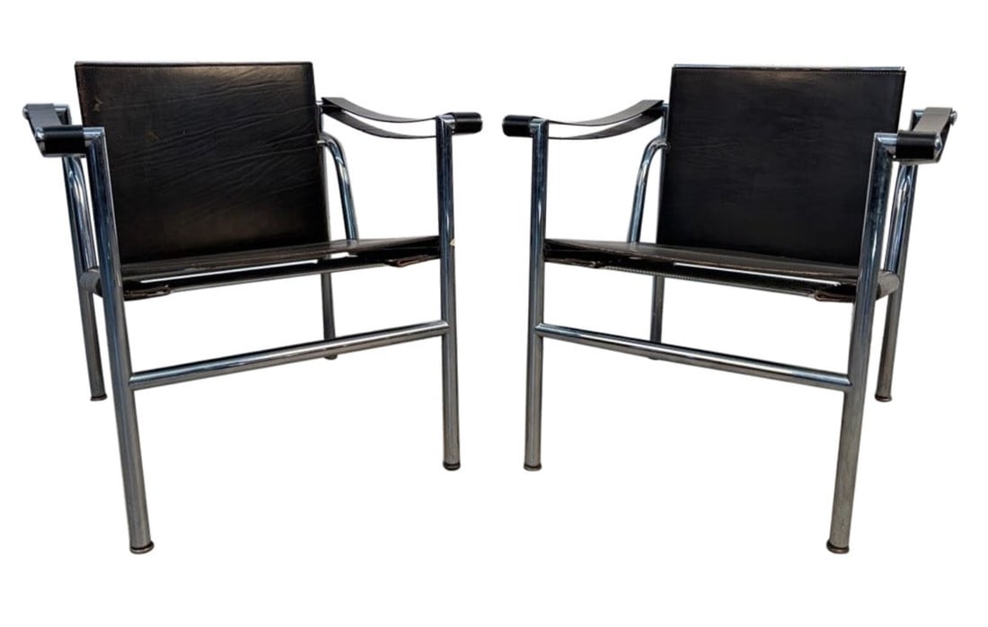 Vintage Le Corbusier Leather "LC1 Basculant" Sling chairs For Cassina (1 of 17)